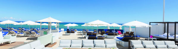 PARASOLS MIAMI Le parasol professionnel rond idéal pour les bords de mer ou piscine